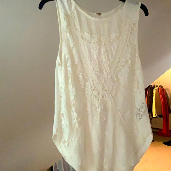 Fee people tank - Picture 1 of 1